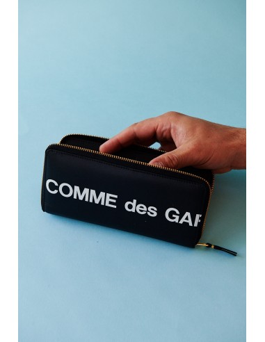 Comme des Garçons Huge Logo Zip Around Travel Wallet (Black) de France