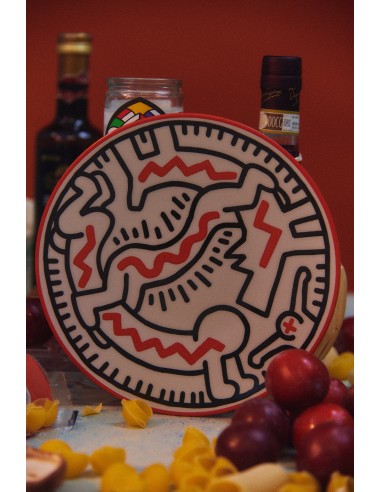 Keith Haring PORCELAIN PLATE "SILVER COLLECTION" 3 Dans la société mordern