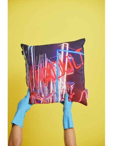 ANSELM REYLE, UNTITLED (2018) Art Pillow for Henzel Studio 2023